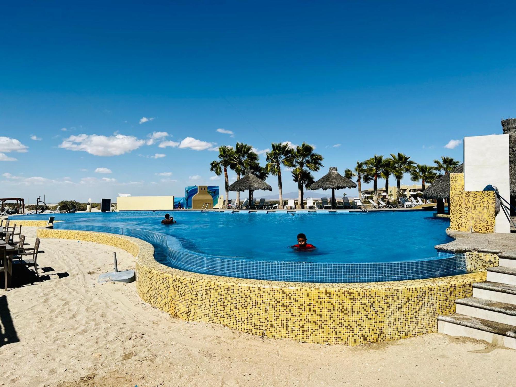 Rocky Point - Ocean Front - King - Suites - Sleeps12 - Gated - Pools Wi-Fi Bahia La Choya Buitenkant foto