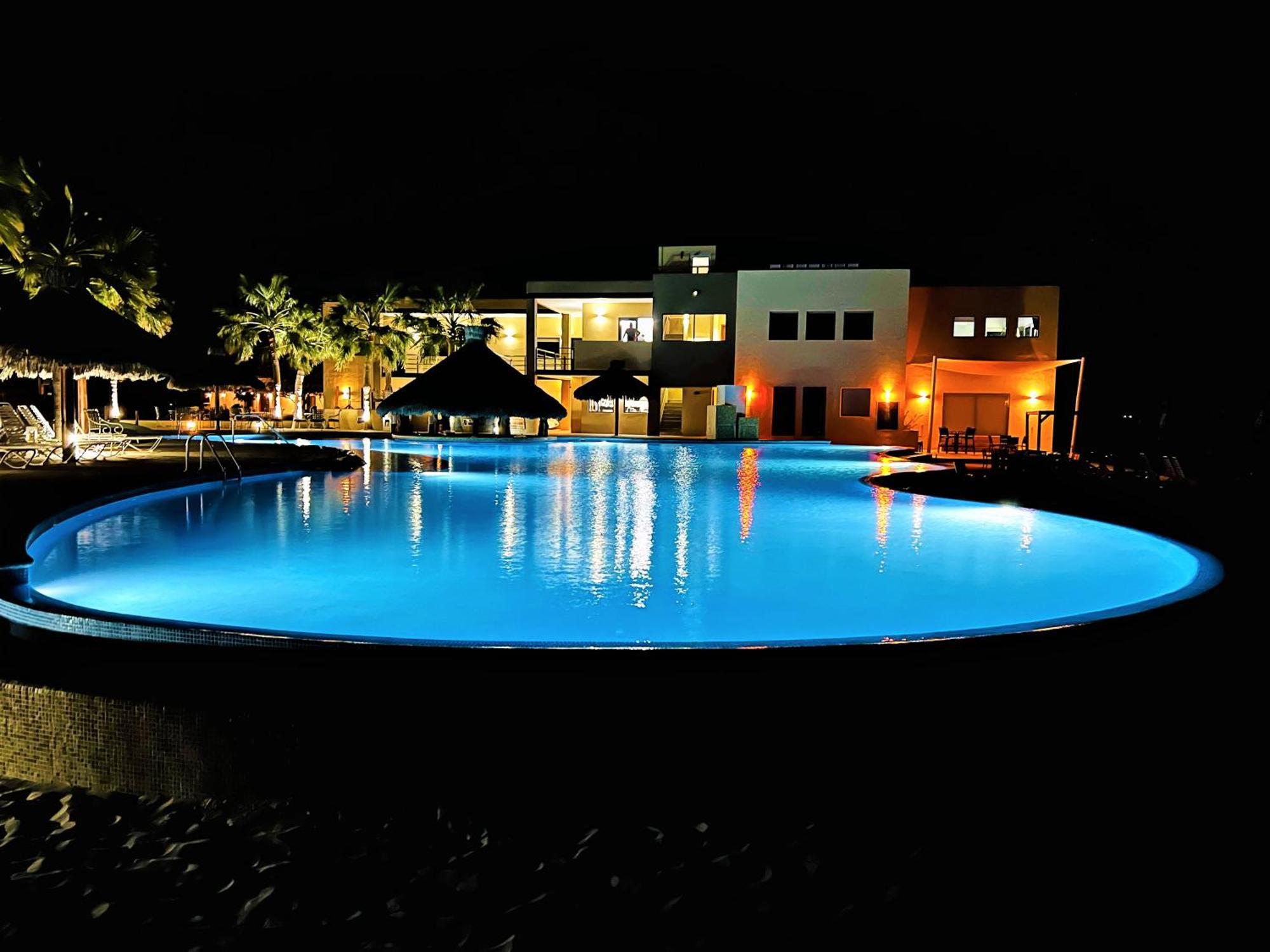 Rocky Point - Ocean Front - King - Suites - Sleeps12 - Gated - Pools Wi-Fi Bahia La Choya Buitenkant foto